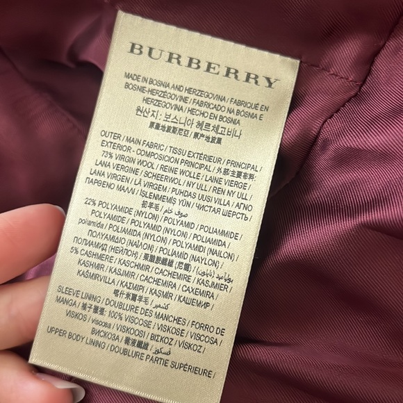 Red Burberry Coat - Us size 2 - Picture 6 of 12